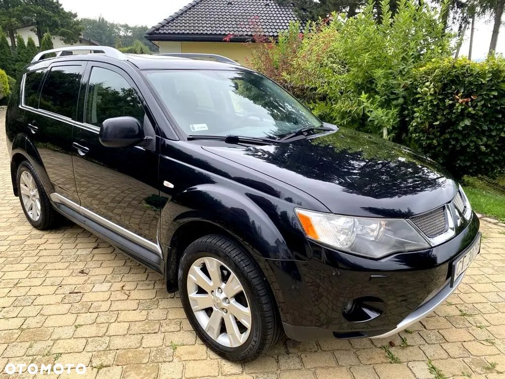 Mitsubishi Outlander 2.0 DID Instyle NAVI - 38