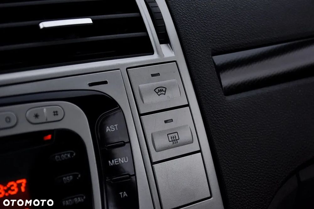 Ford Kuga 2.0 TDCi 4x4 Titanium - 8