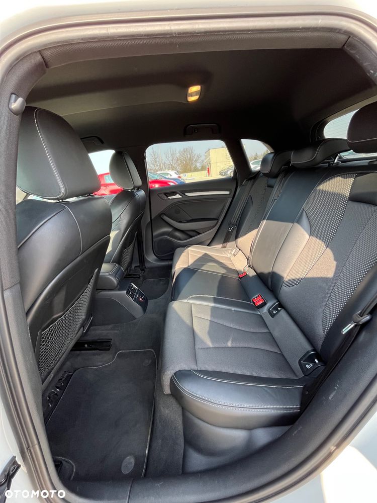 Audi A3 Sportback - 18