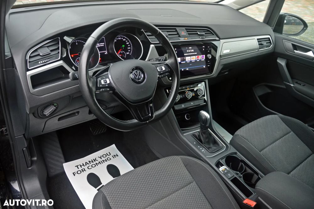 Volkswagen Touran 2.0 TDI SCR DSG Comfortline - 22