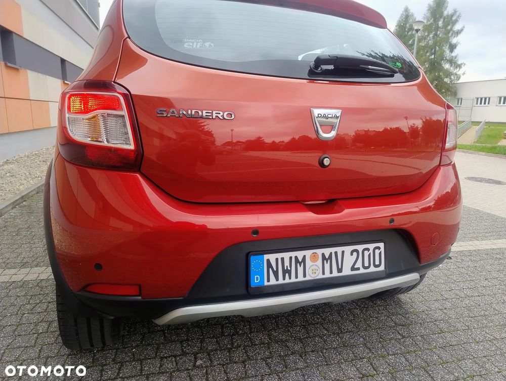 Dacia Sandero 0.9 TCe SL Celebration S&S - 32