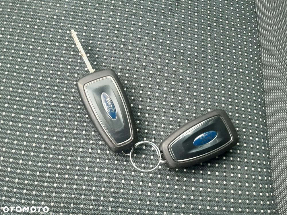 Ford C-MAX 1.0 EcoBoost Titanium ASS - 24