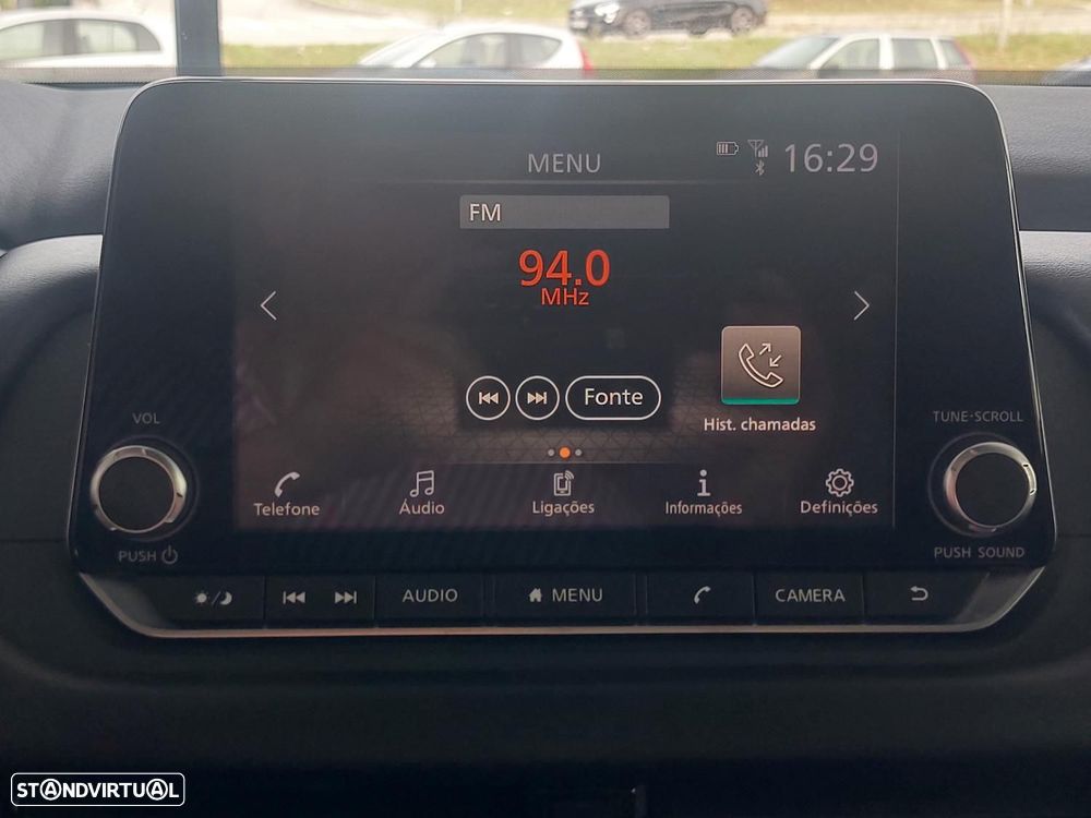 Nissan Qashqai 1.3 DIG-T N-Connecta - 24