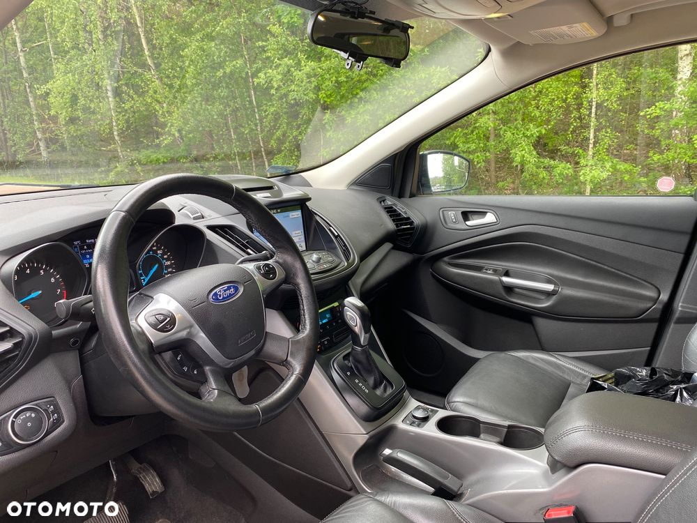 Ford Escape 2.0 EcoBoost AWD Titanium - 7