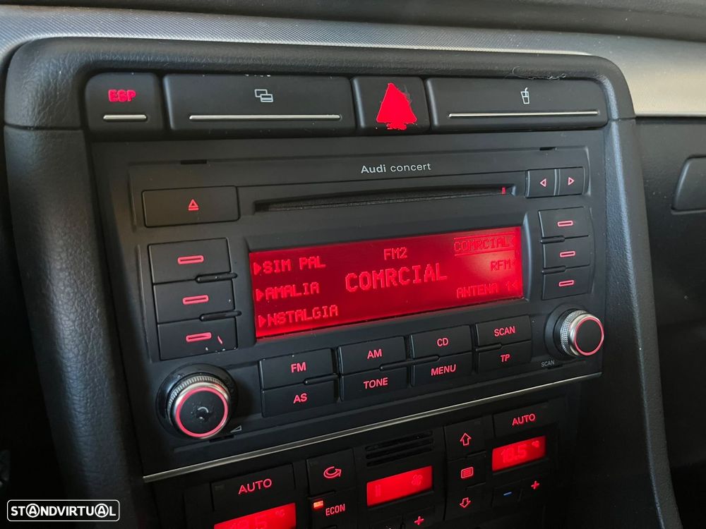 Audi A4 2.0 TDI S-line - 15