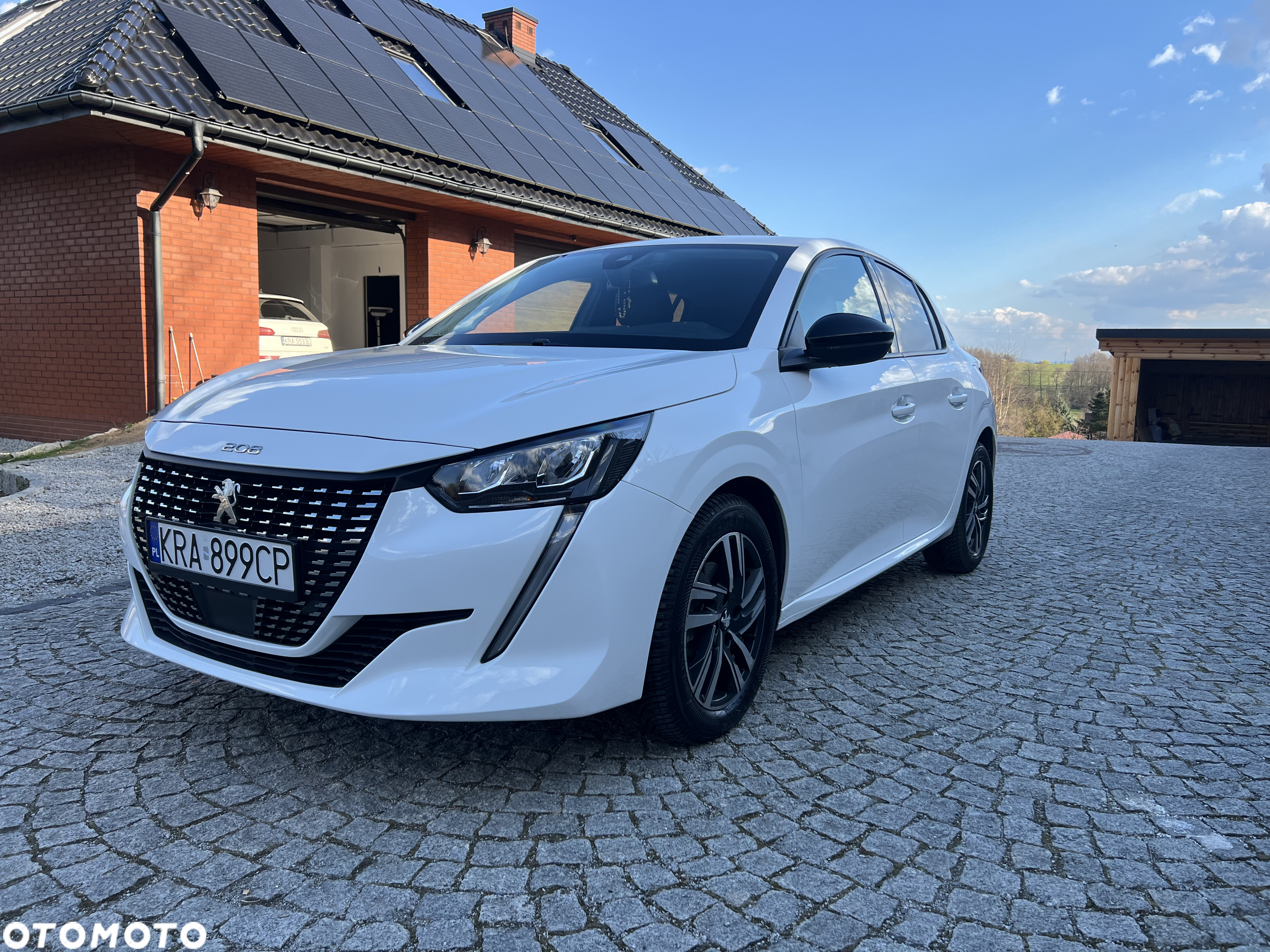 Peugeot 208 - 5