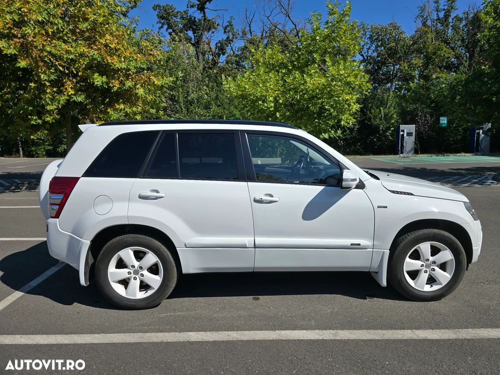 Suzuki Grand Vitara 1.9 DDIS JLX - 14