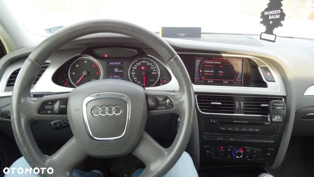 Audi A4 Avant 2.0 TDI - 19