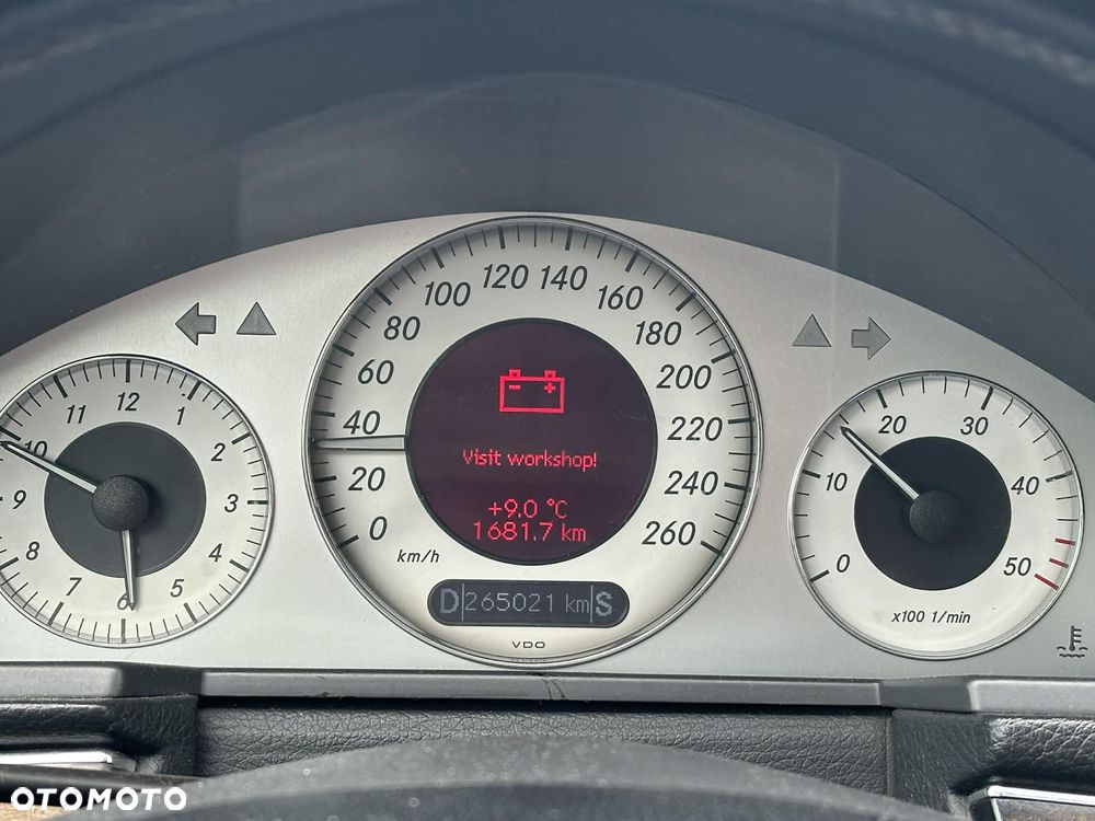 Mercedes-Benz Klasa E - 7