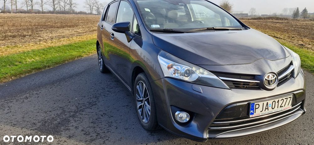 Toyota Verso 1.8 Premium 7os - 10