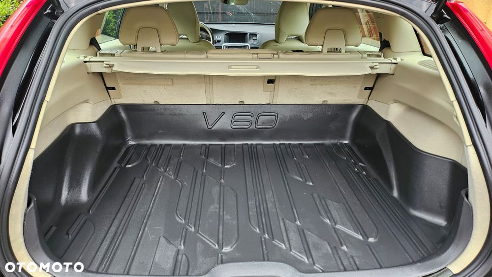 Volvo V60 Cross Country T5 AWD Summum - 15