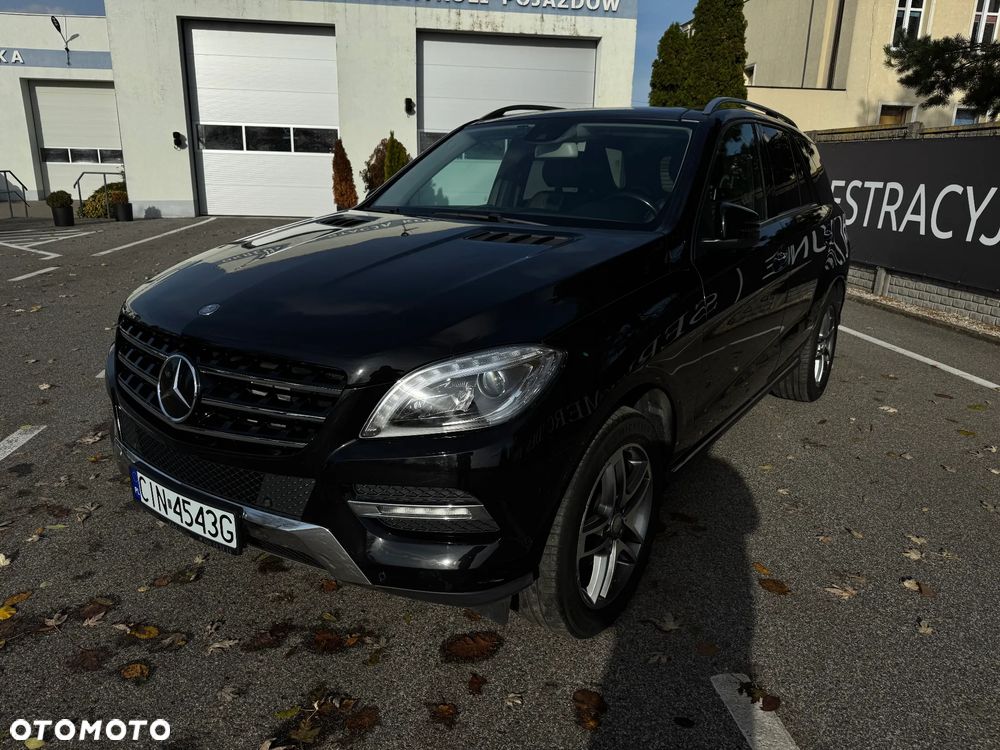 Mercedes-Benz ML 350 BlueTEC 4MATIC 7G-TRONIC Edition 1 - 2