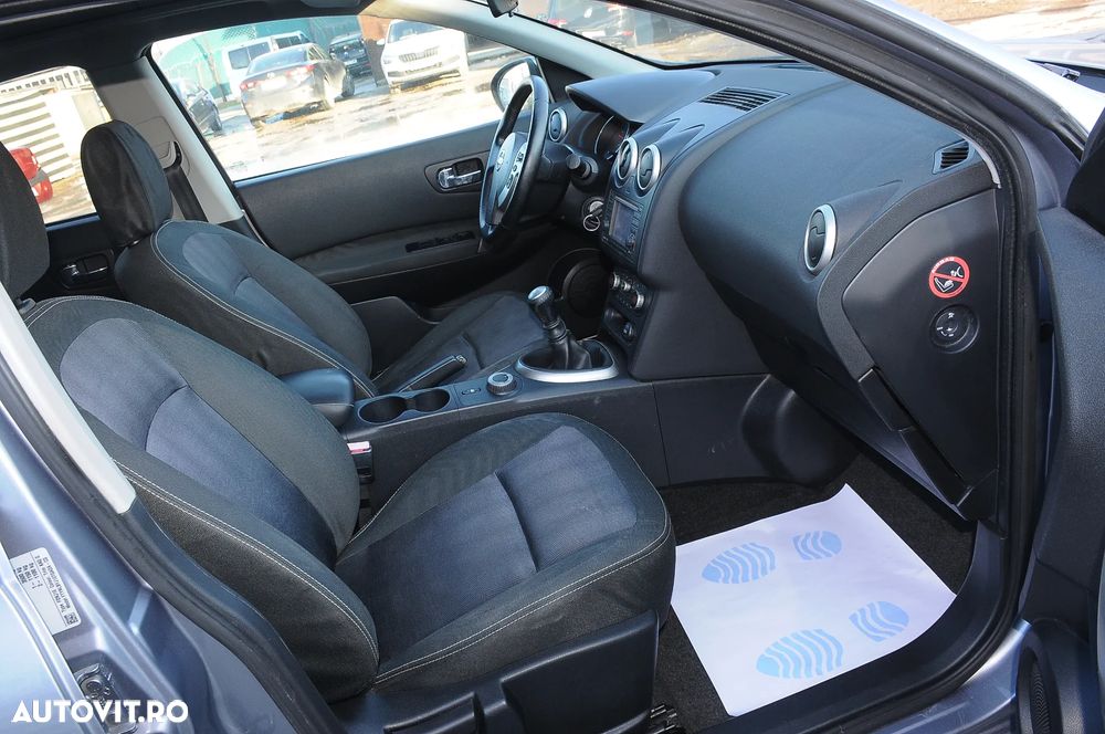 Nissan Qashqai 2.0 DCI 4 x 4 DPF tekna - 12