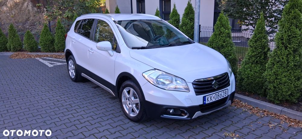 2016 Suzuki SX4 1.6 Comfort Plus, photograph 2