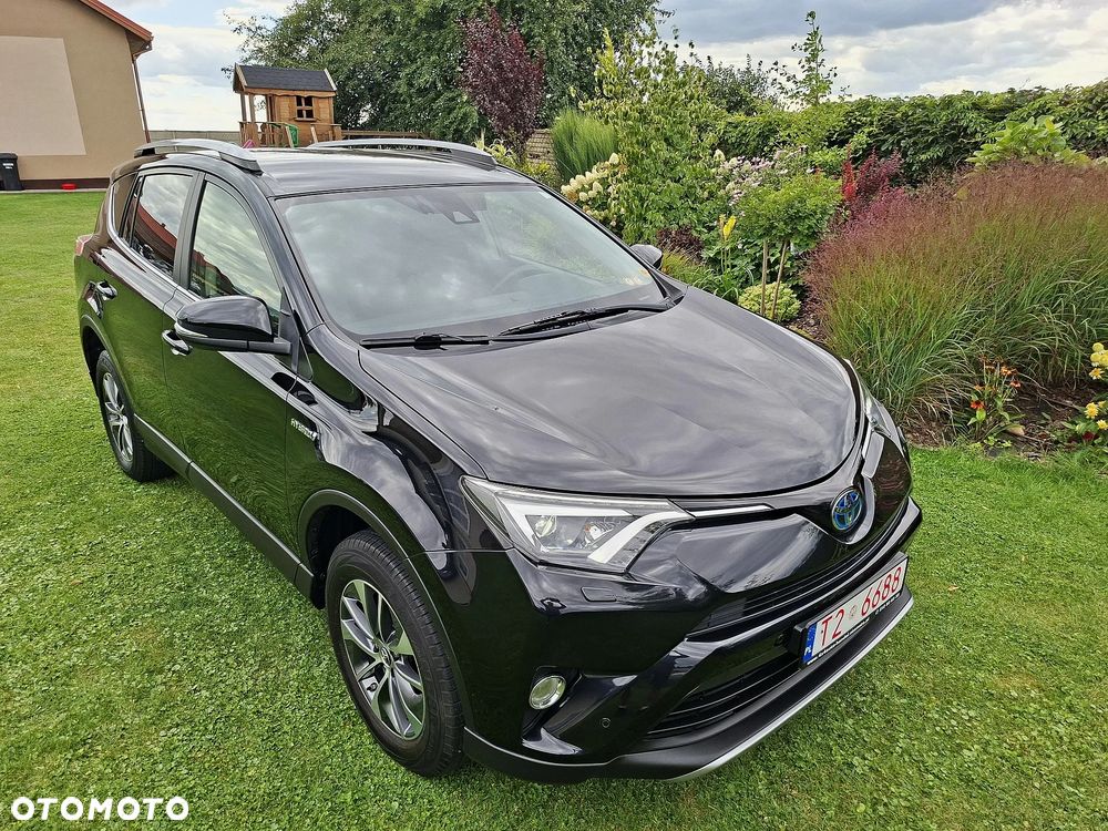 Toyota RAV4 - 6