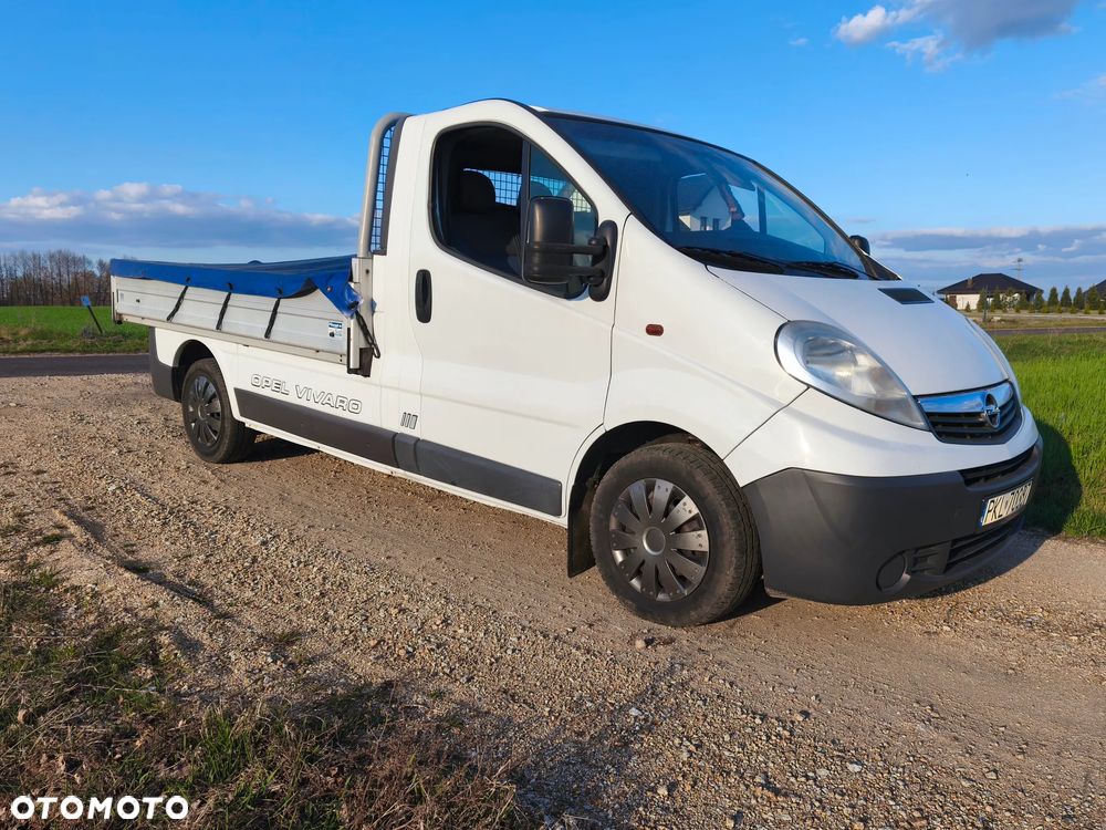 Opel Vivaro - 1