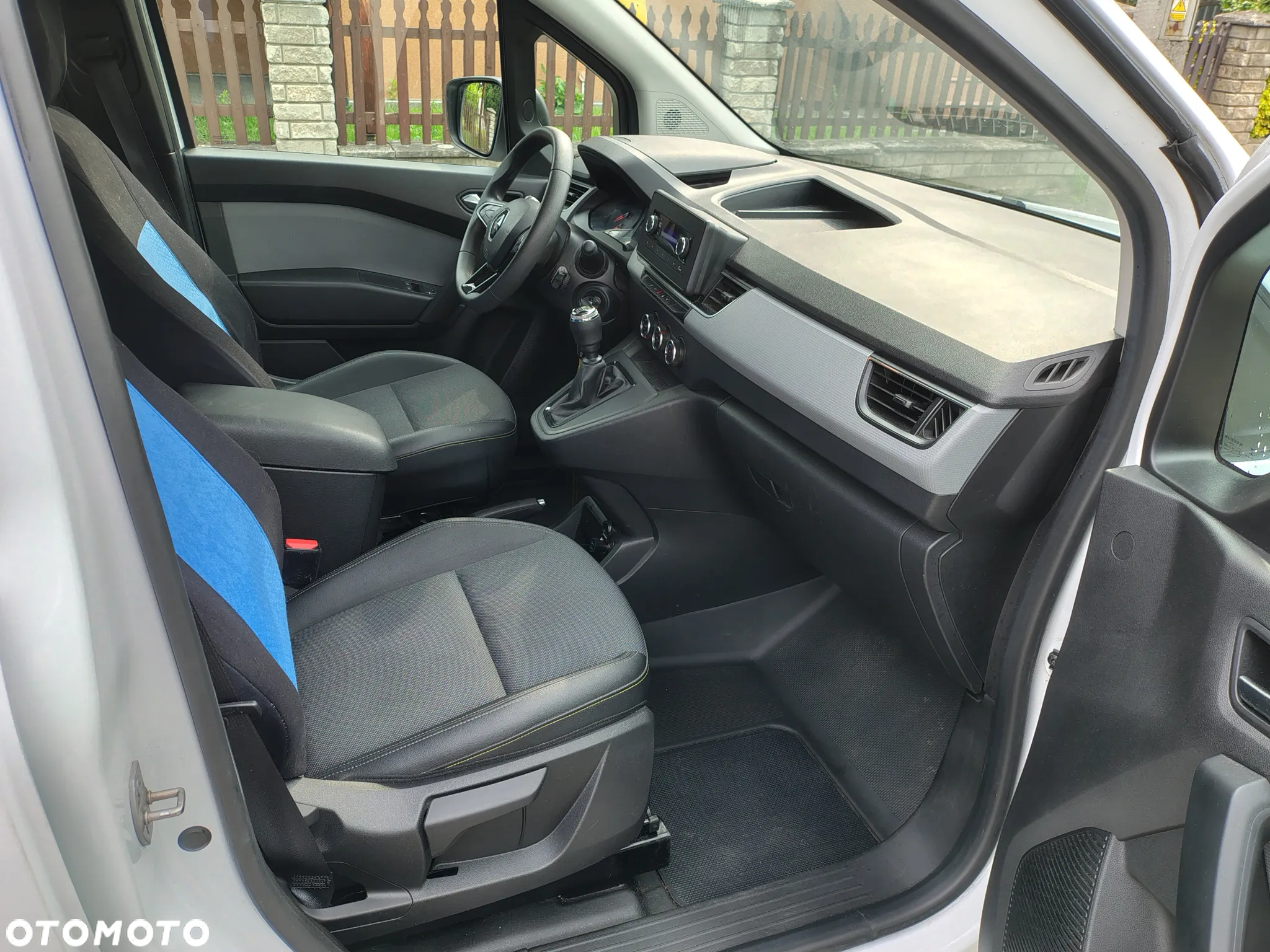 Renault KANGOO - 25