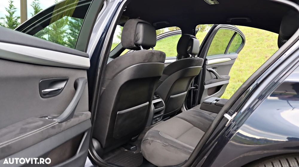 BMW Seria 5 520d Aut. - 13
