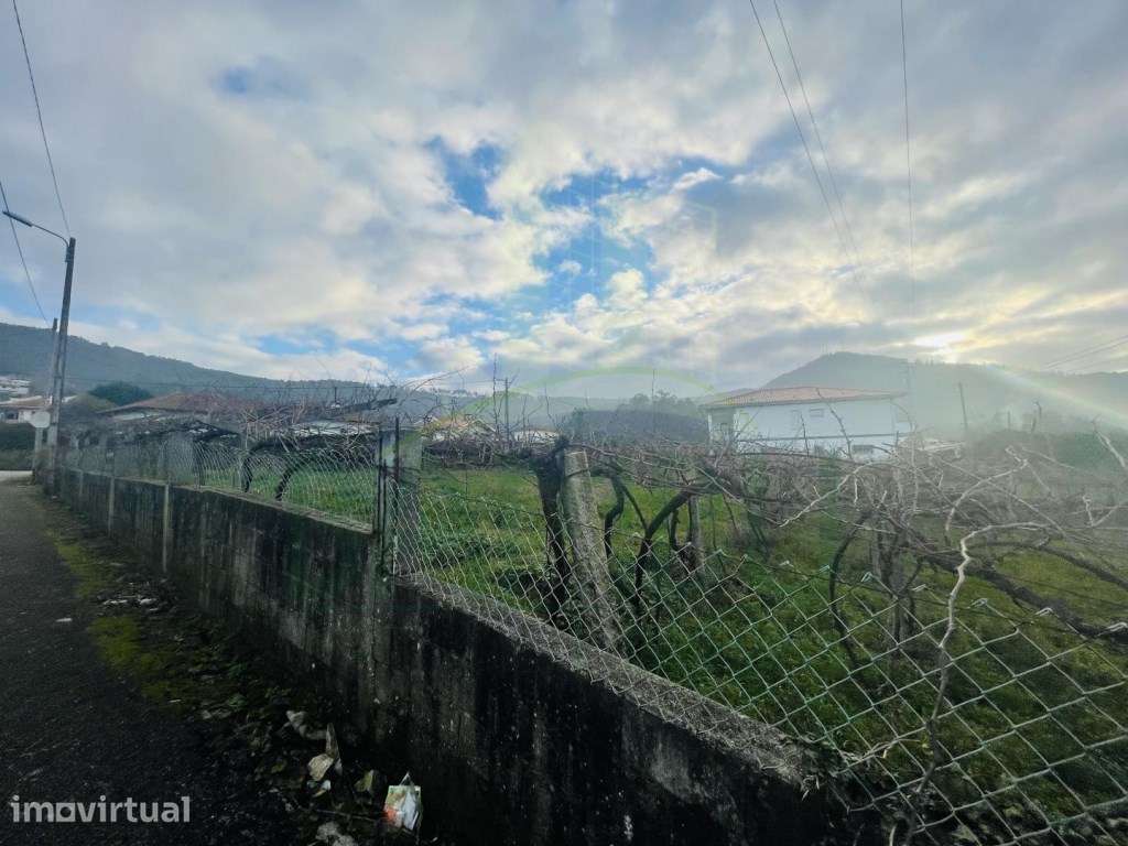 Terreno Urbanizável para venda em Gondarém! - Grande imagem: 3/12