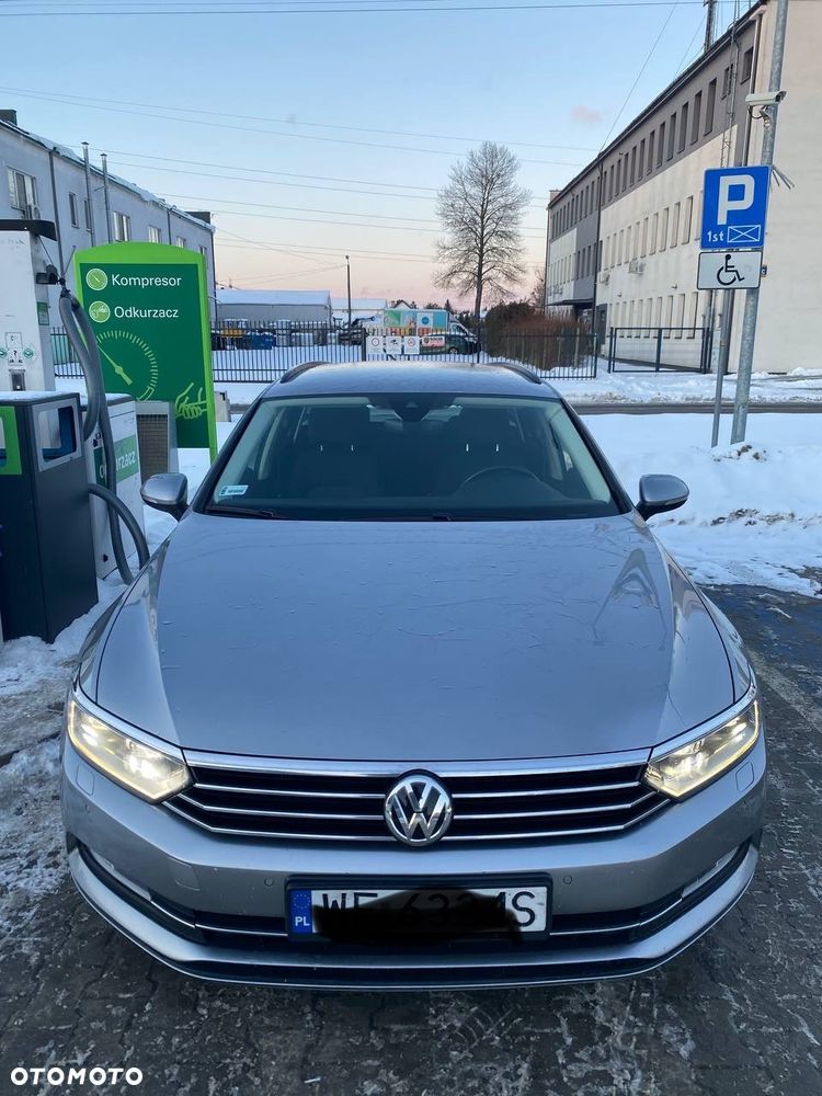 Volkswagen Passat 2.0 TDI SCR Comfortline - 4
