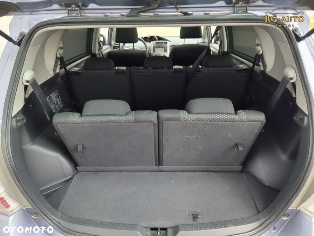 Toyota Verso - 24