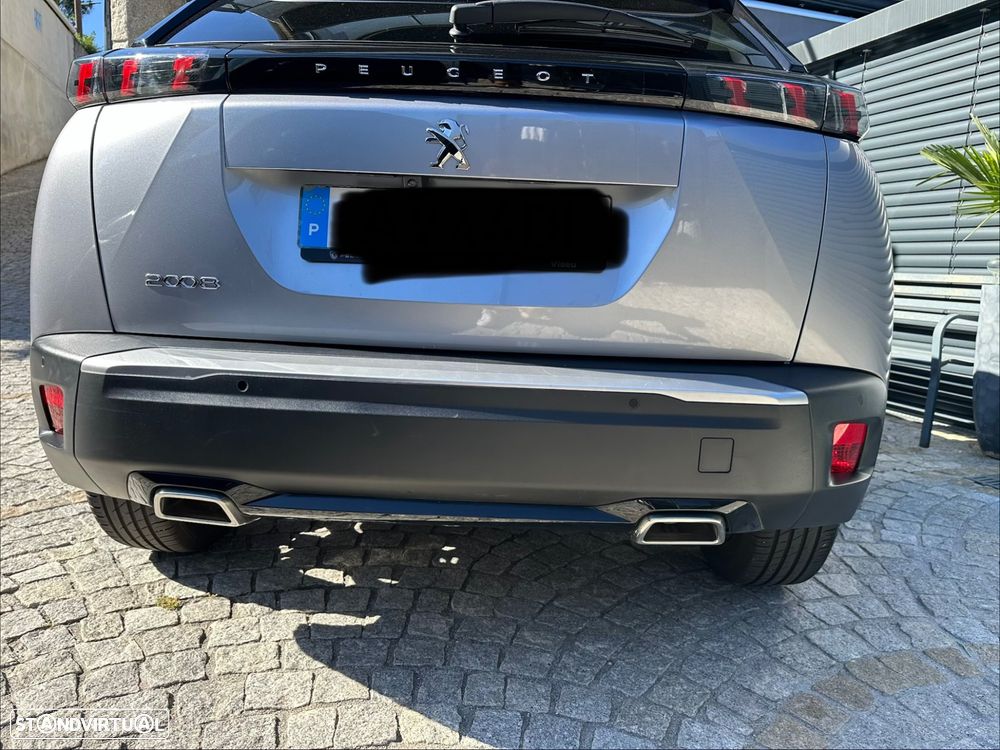 Peugeot 2008 1.2 PureTech Allure Pack EAT8 - 11