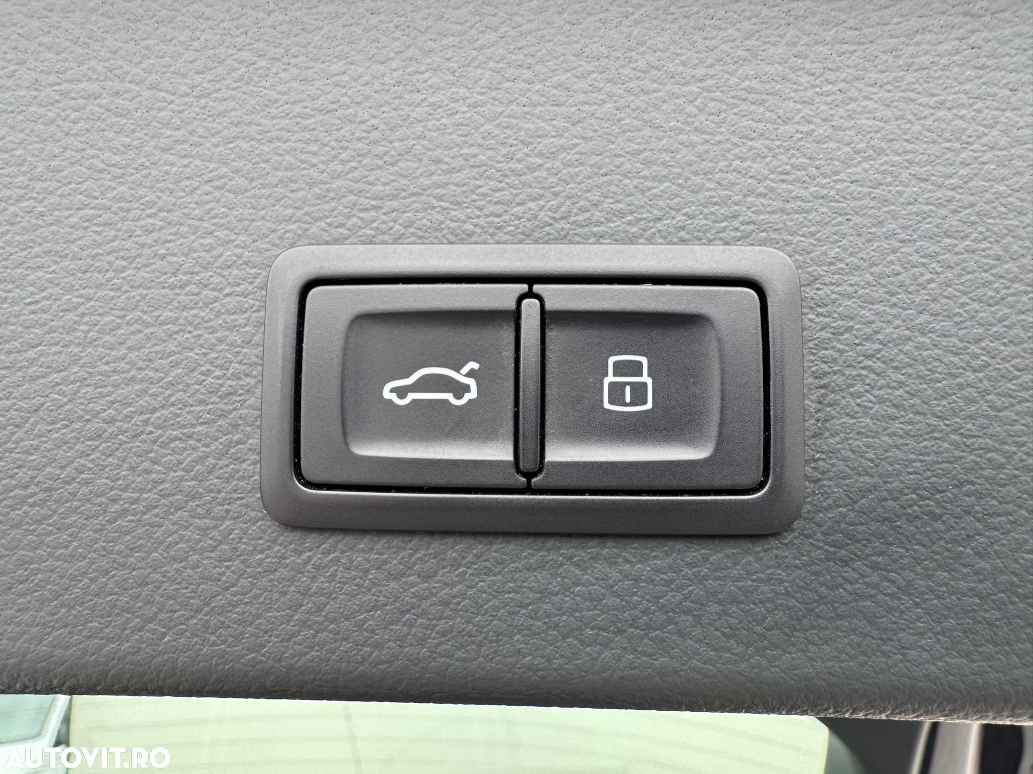 Audi A6 Avant 2.0 TDI Ultra S tronic - 35