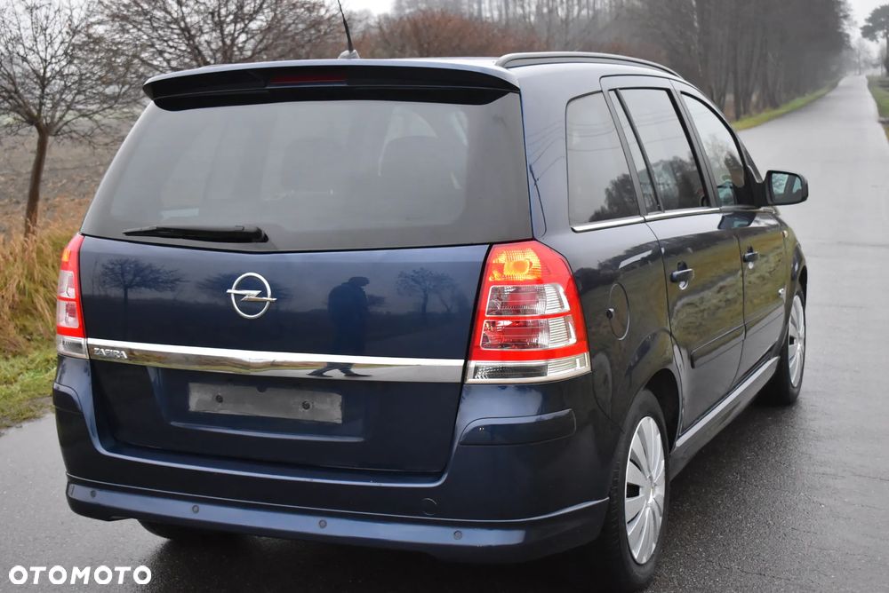Opel Zafira 1.8 Sport - 8