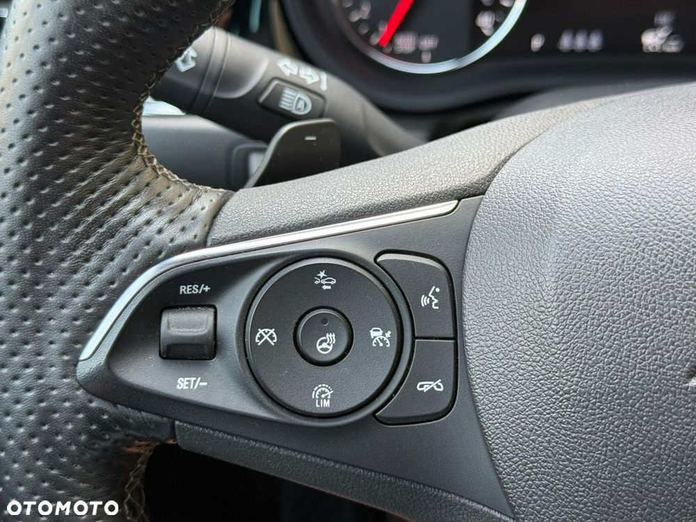 Opel Insignia Sport2.0 Direct InjTurbo 4x4 Innovation - 37