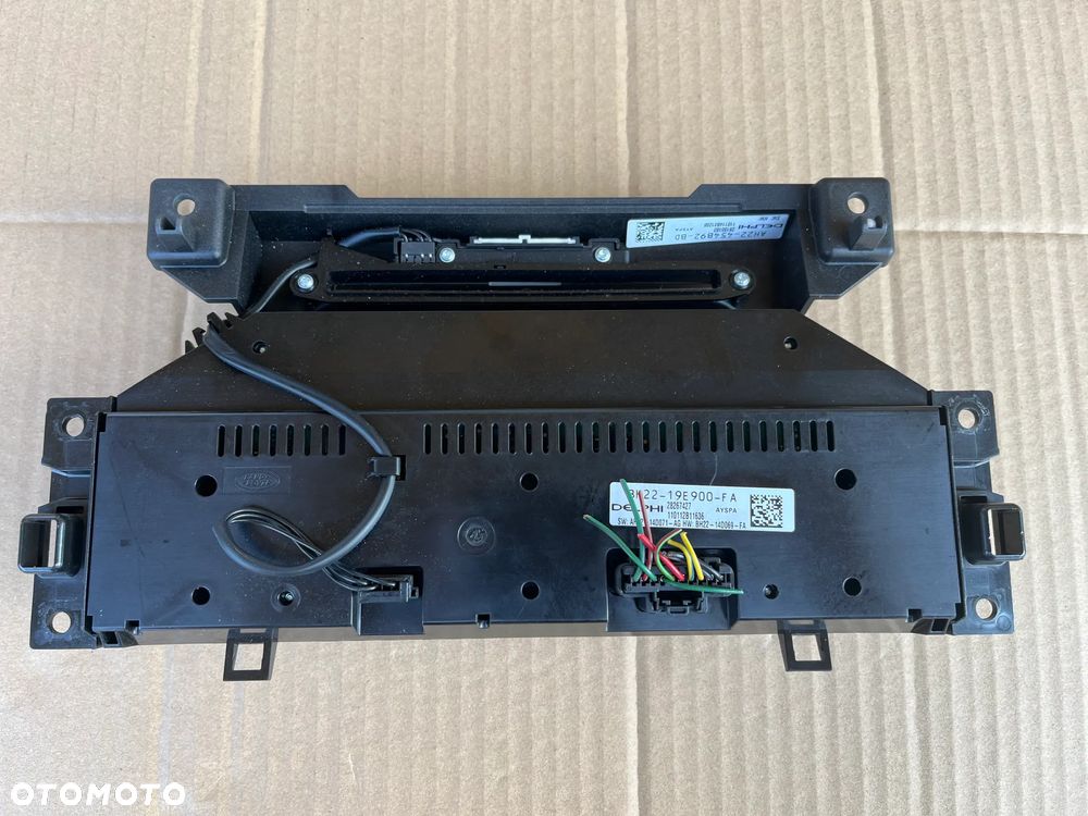 Panel klimatyzacji BH22-19E900 Land Rover Discovery 4 IV - 2