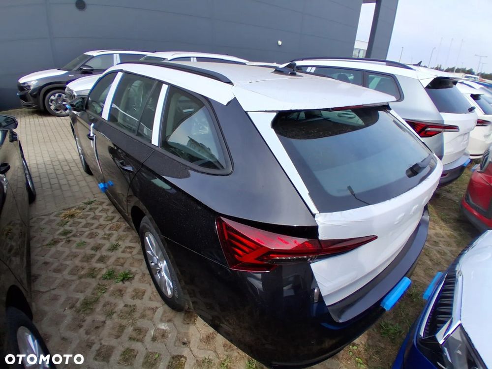 Skoda Octavia 2.0 TDI Drive Essence DSG - 3