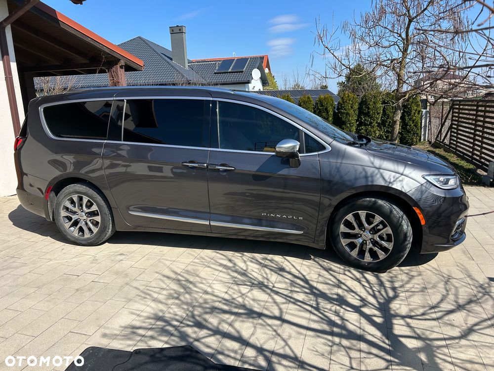 Chrysler Pacifica - 6