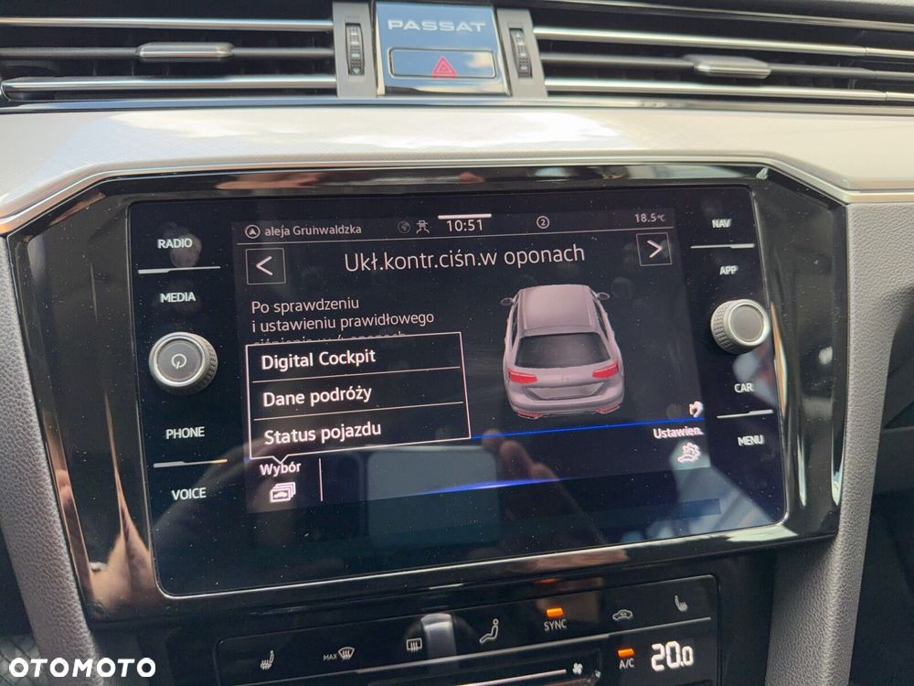 Volkswagen Passat - 28