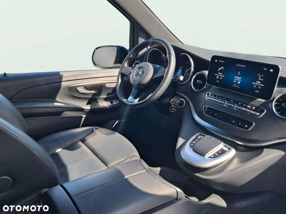 Mercedes-Benz Klasa V 300 d 4-Matic Avantgarde 9G-Tronic (d³ugi) - 12