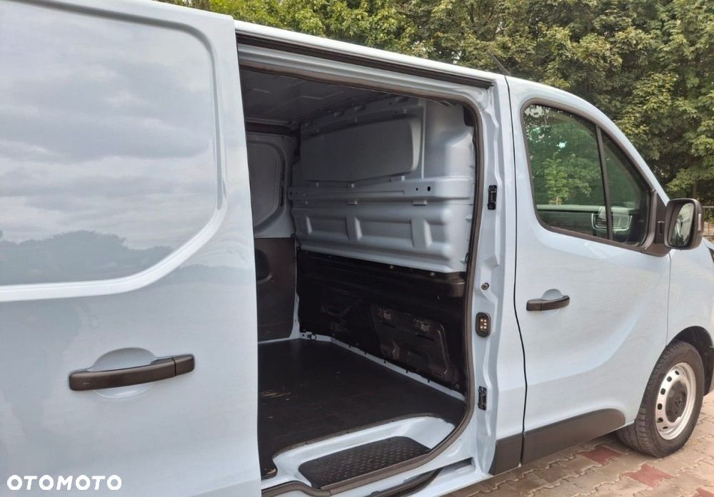 Renault Trafic - 27
