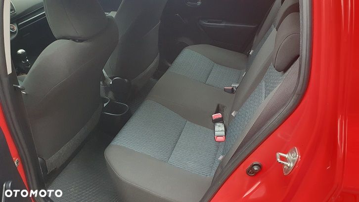 Toyota Yaris 1.4 D-4D Luna EU5 - 14