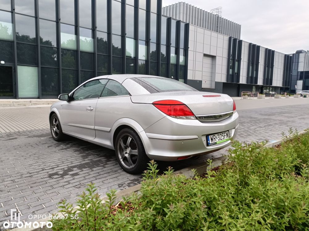 Opel Astra - 4