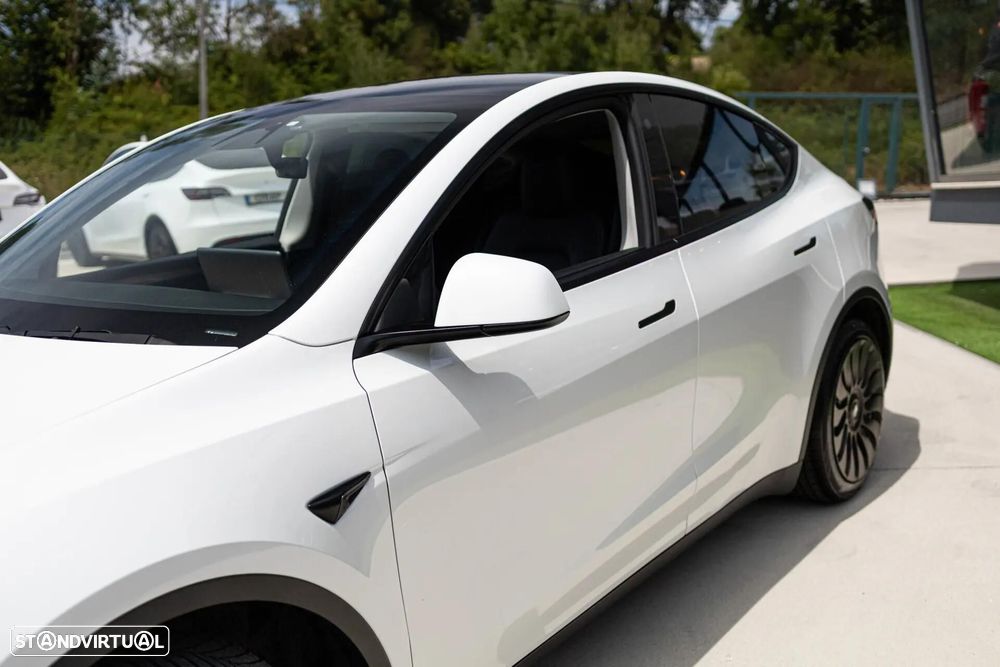 Tesla Model Y Long Range Tração Integral — fotografia 12