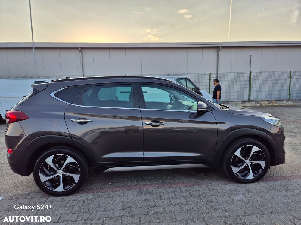 Hyundai Tucson 2.0 CRDI 4WD 6AT Luxury Pack+ - 13