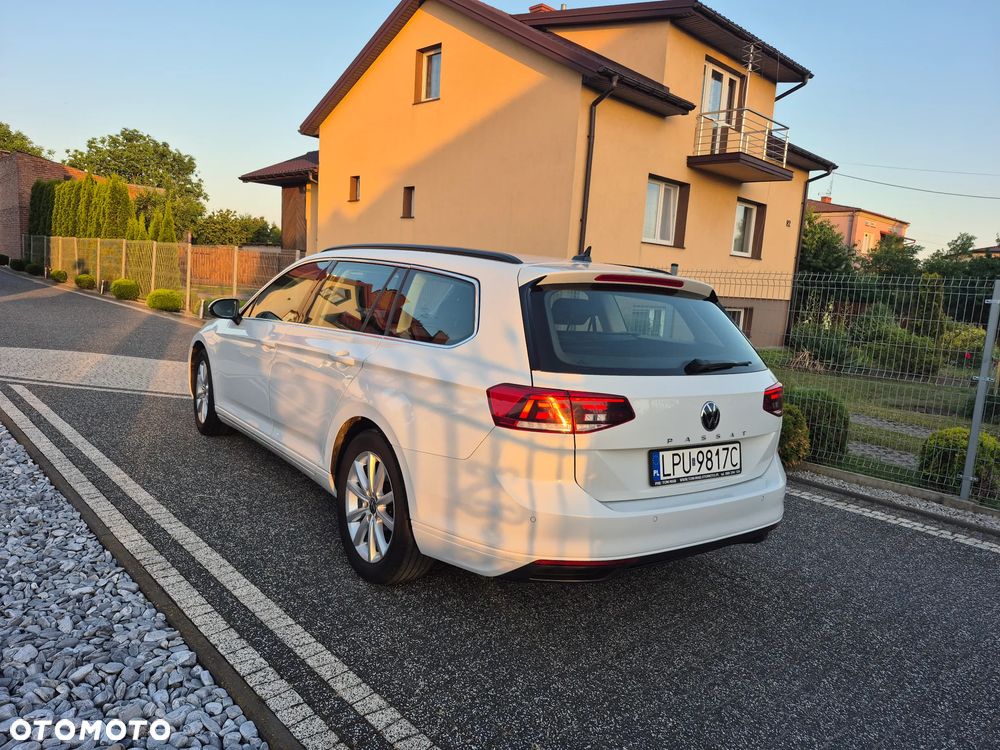Volkswagen Passat 2.0 TDI SCR Comfortline DSG - 11
