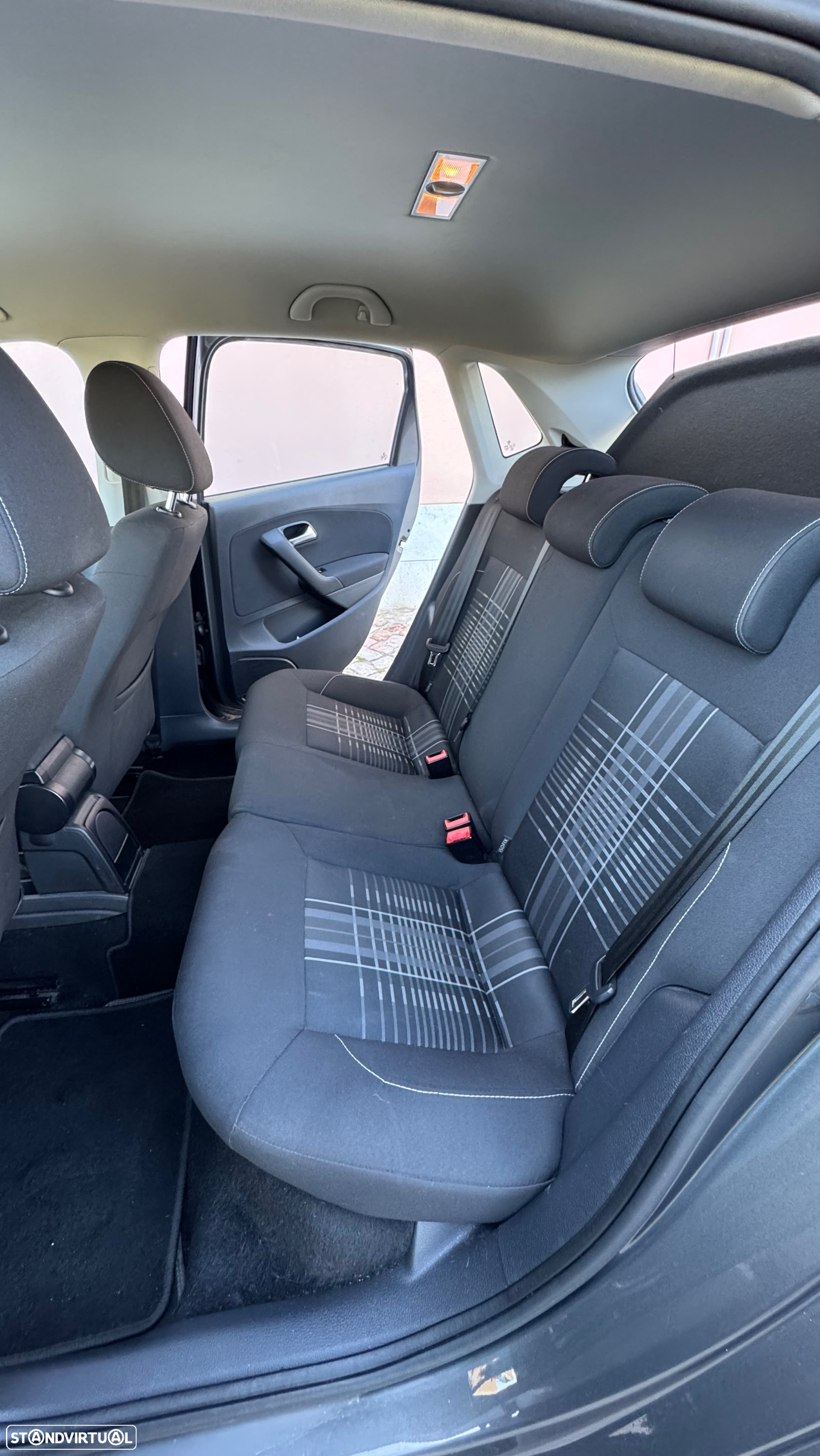 VW Polo 1.4 TDi Highline - 17
