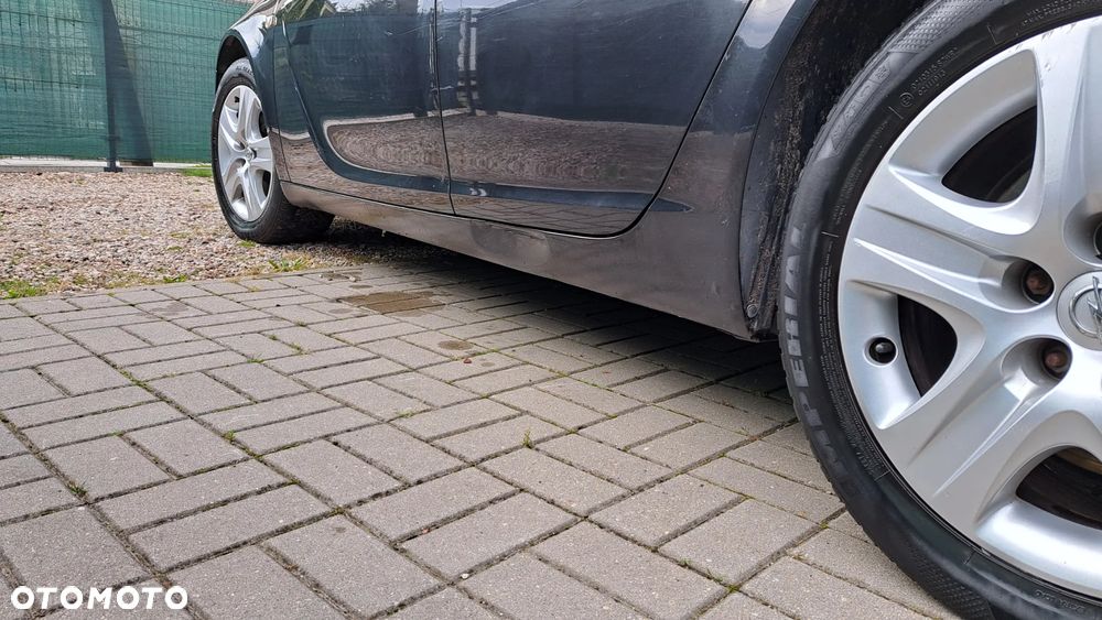Opel Insignia 1.6 Turbo - 11
