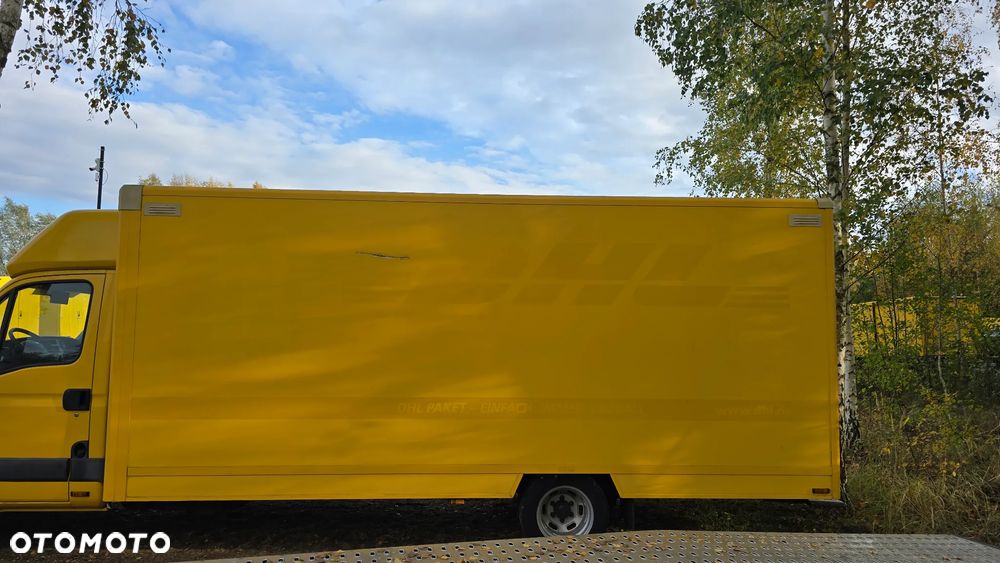 KONTENER IZOTERMA IVECO, 5,30 X 2,05 X 2,05 - rozstaw OSI  4,75m - 2