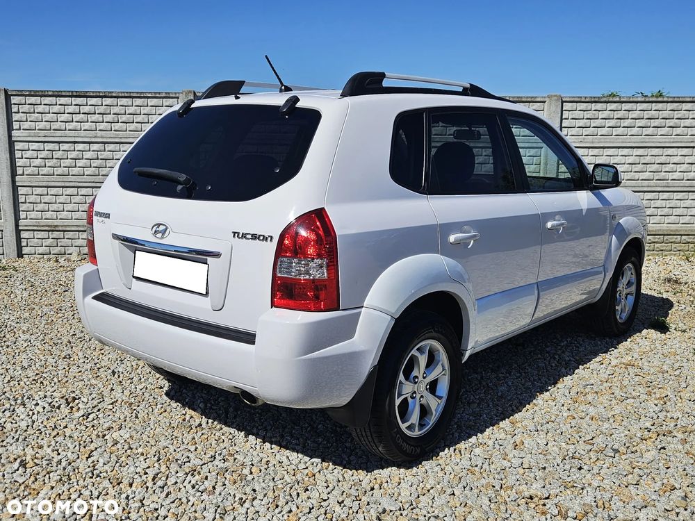 Hyundai Tucson 2.0 2WD Edition Plus - 2