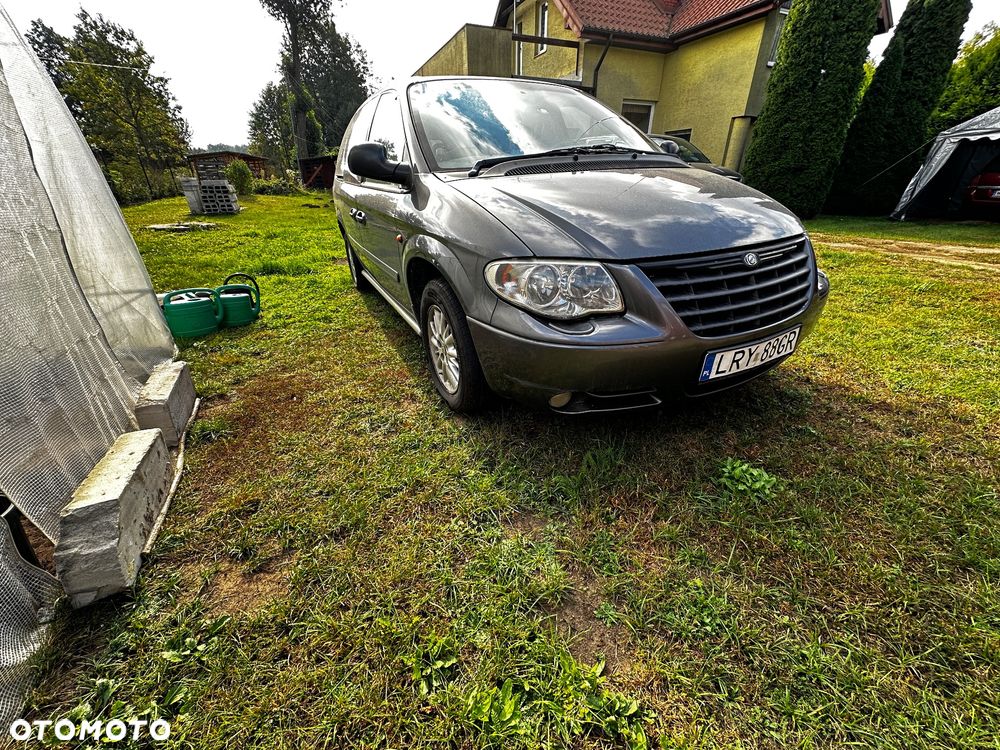 Chrysler Voyager 2.8 LX CRD - 3