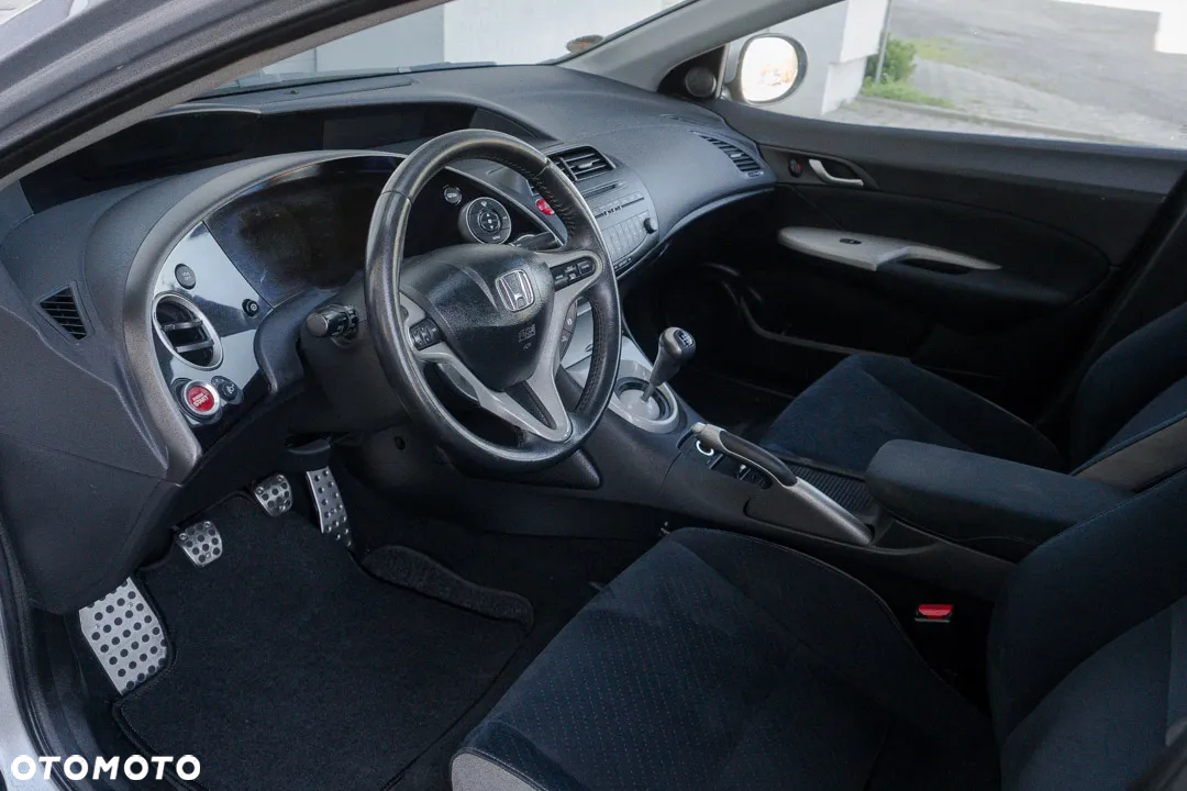 Honda Civic 1.8 Sport - 14