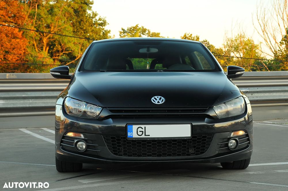 Volkswagen Scirocco 2.0 TDI Blue Motion Technologie Edition - 8