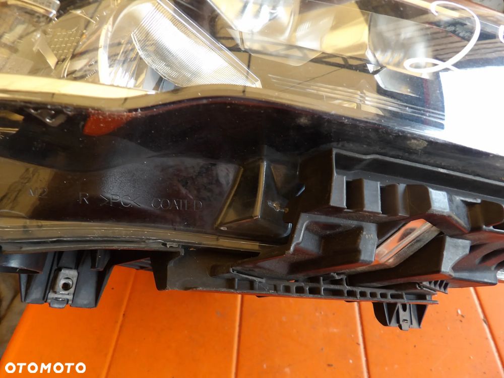 BMW - F48,X3 - H7 - PRAWA LAMPA PRZEDNIA - UK - 7346536 - 3