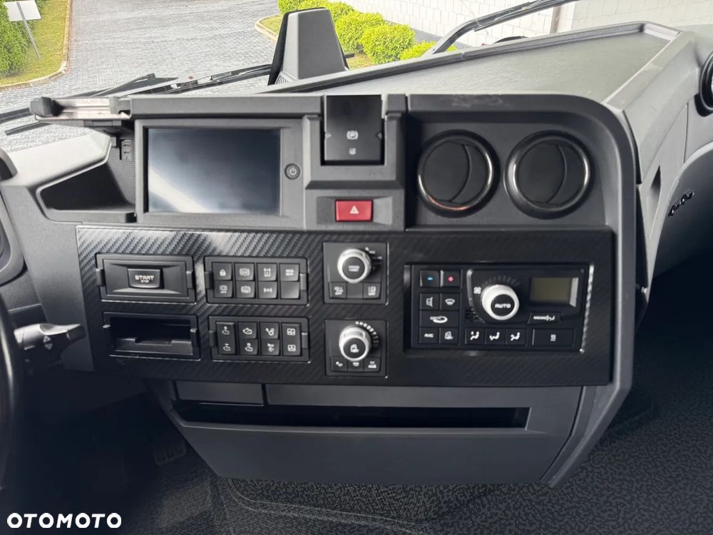 Renault T 520 / ACC / HIGH CAB  / CAŁA NA PODUSZKACH - FULL AIR / KLIMA POSTOJOWA / OBRACANY FOTEL / Z NIEMIEC - 36