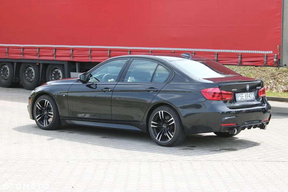 BMW Seria 3 335xi - 15